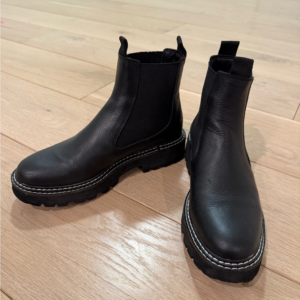 Dolce Vita Black Ankle Boots